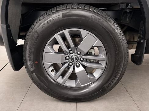 Used 2025 Nissan Frontier SV w/ SV Convenience Package AWD/4WD image 18
