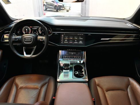 Used 2021 Audi Q8 Premium Plus AWD/4WD image 25