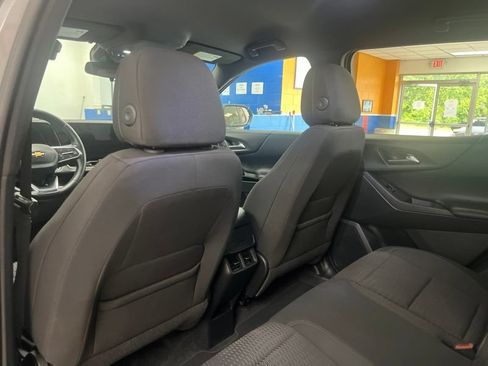 Used 2026 Chevrolet Equinox LT FWD image 16