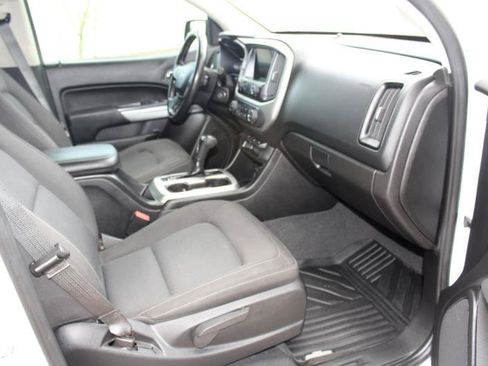 Used 2019 Chevrolet Colorado LT RWD image 21