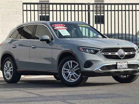 Certified 2025 Mercedes-Benz GLC 300 4MATIC image 2
