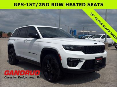 Used 2024 Jeep Grand Cherokee Limited w/ Black Appearance Package