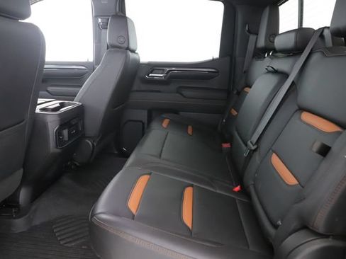 Used 2023 GMC Sierra 1500 AT4 w/ AT4 Premium Package AWD/4WD image 28