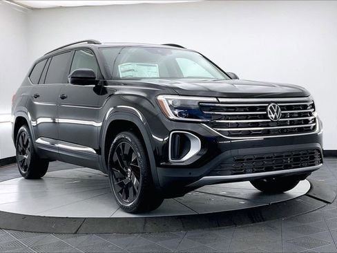 New 2026 Volkswagen Atlas SE FWD image 4