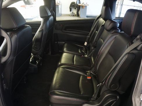 Used 2023 Honda Odyssey Sport image 22