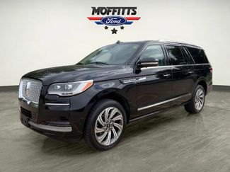 Used 2022 Lincoln Navigator L Reserve AWD/4WD video 1