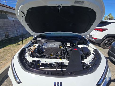 Used 2025 Buick Envista Preferred image 35