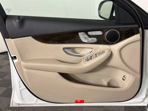 Used 2017 Mercedes-Benz C 300 4MATIC Sedan w/ Premium 1 Package image 36