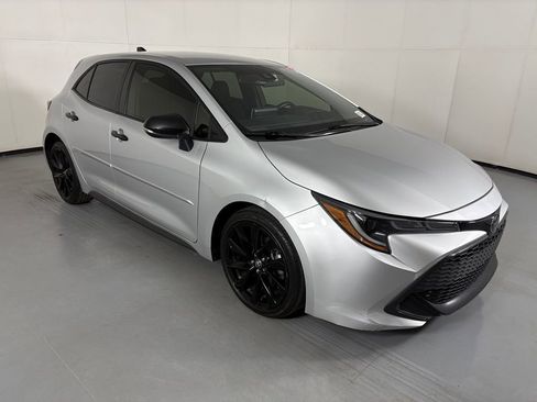 Used 2022 Toyota Corolla SE w/ Carpet Mat Package (TMS) FWD image 2