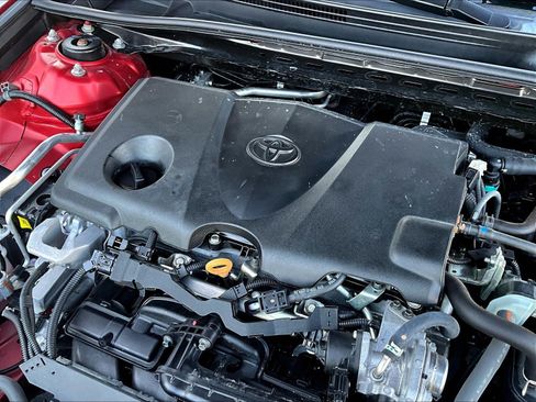 Used 2021 Toyota Camry XSE FWD image 30