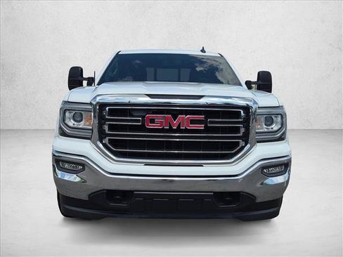 Used 2017 GMC Sierra 1500 SLE w/ SLE Value Package AWD/4WD image 2