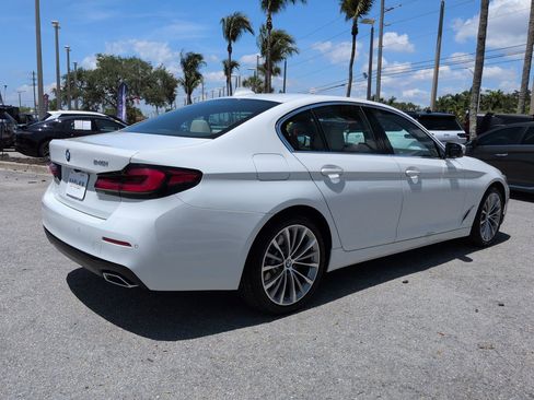 Used 2023 BMW 540i w/ Premium Package RWD image 5