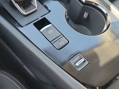 New 2026 Nissan Rogue SV FWD image 33