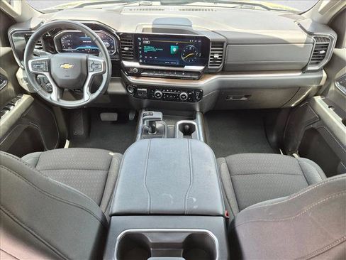 Used 2024 Chevrolet Silverado 1500 LT w/ Convenience Package II RWD image 18