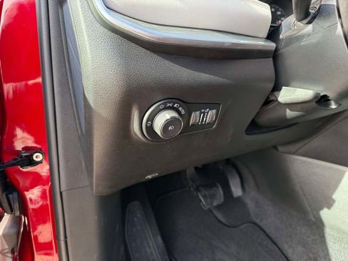 New 2026 Jeep Compass Limited image 28