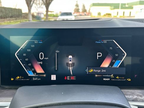 New 2026 BMW X5 xDrive50e w/ M Sport Package image 22