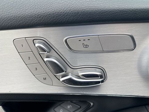 Used 2019 Mercedes-Benz GLC 300 4MATIC w/ AMG Line image 14