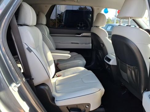Used 2023 Hyundai Palisade SEL FWD image 15