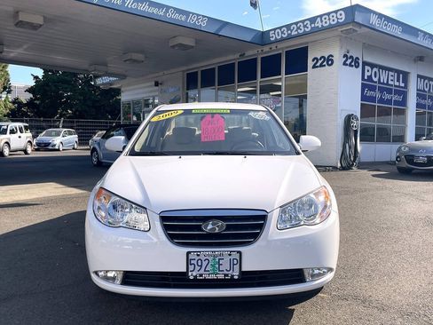 Used 2009 Hyundai Elantra GLS w/ Popular Equipment Pkg 2 FWD image 3
