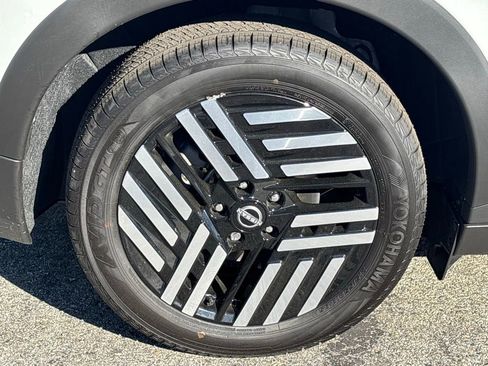 New 2026 Nissan Leaf SV+ image 25