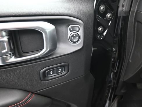 New 2026 Jeep Wrangler Unlimited Rubicon image 13