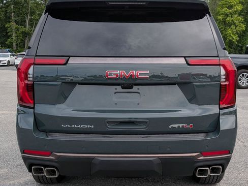 New 2026 GMC Yukon AT4 Ultimate AWD/4WD image 9