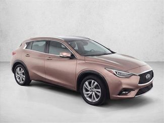 Used 2017 INFINITI QX30 Premium w/ Navigation Package video 3