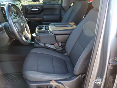 Used 2021 Chevrolet Silverado 1500 LT AWD/4WD image 19