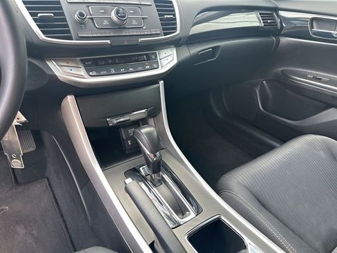 Used 2015 Honda Accord Sport image 36