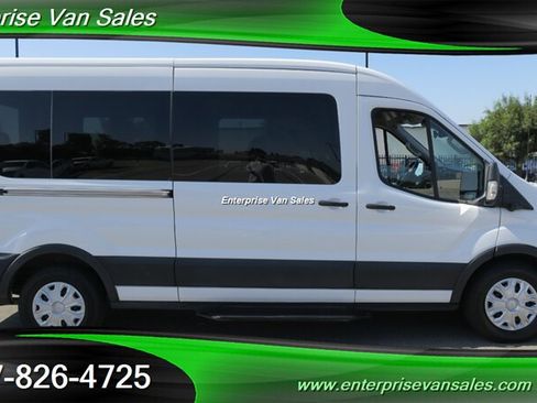 Used 2023 Ford Transit 350 XLT RWD image 4