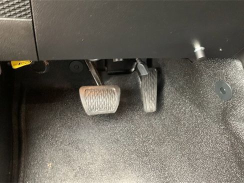 Certified 2021 Jeep Gladiator Mojave image 17