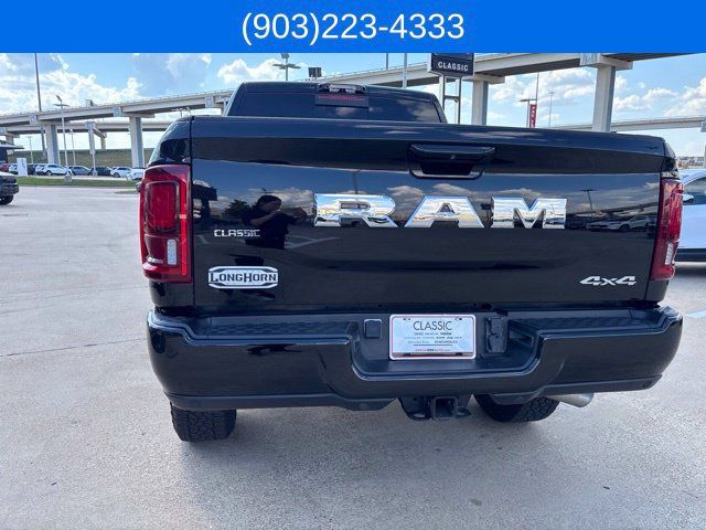 Used 2025 RAM 2500 Limited AWD/4WD image 9