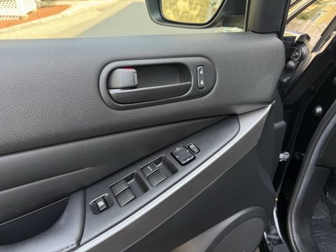 Used 2011 MAZDA CX-7 s Touring w/ Technology Pkg image 36