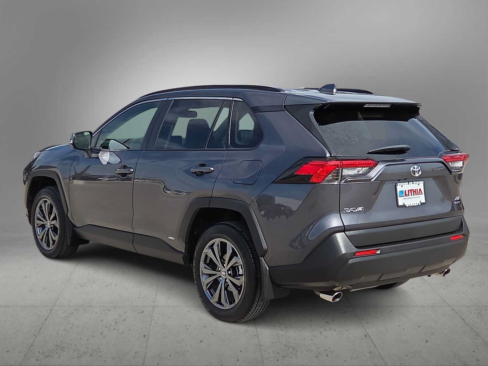 Certified 2025 Toyota RAV4 XLE Premium AWD/4WD image 6