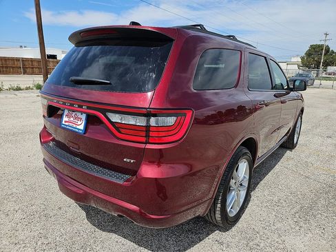 Used 2024 Dodge Durango GT RWD image 7