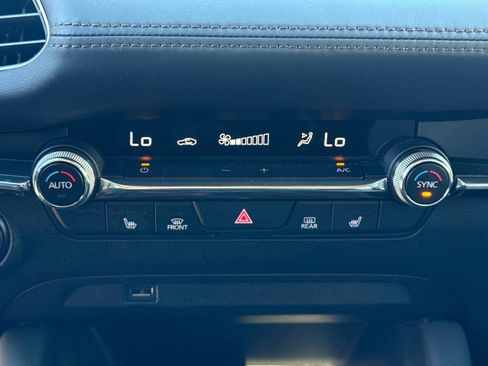 Used 2020 MAZDA MAZDA3 AWD Sedan w/ Preferred Package image 22