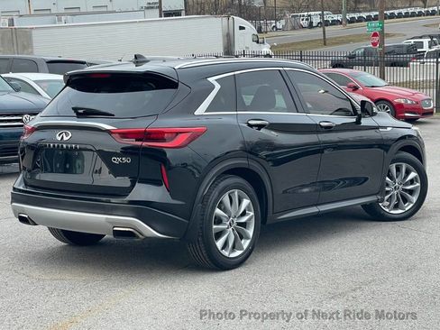 Used 2019 INFINITI QX50 Luxe w/ Navigation Package image 2