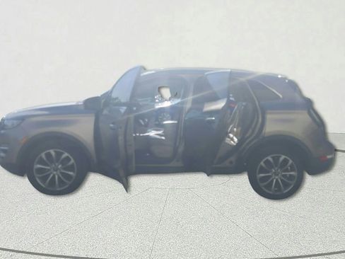 Used 2019 Lincoln MKC Select w/ Select Plus Package image 11