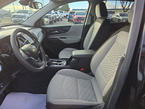 Used 2021 Chevrolet Equinox LS w/ LS Convenience Package image 10