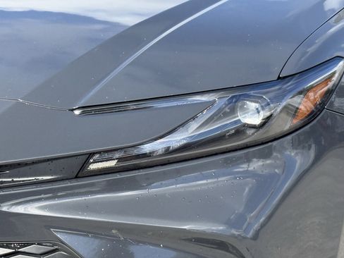 Used 2025 Toyota Camry LE image 12