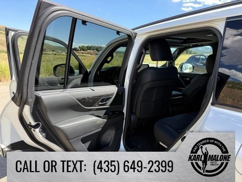 Used 2026 Lexus LX 700h Overtrail AWD/4WD image 27