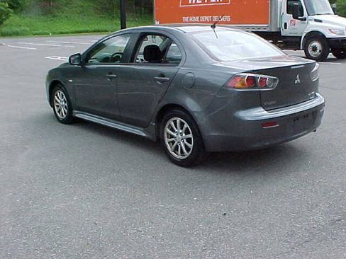 Used 2010 Mitsubishi Lancer ES FWD image 7