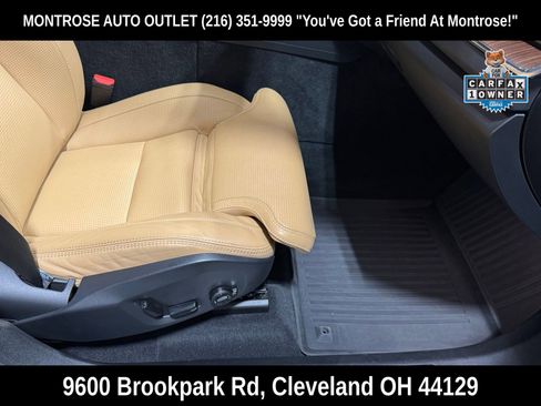 Used 2023 Volvo XC60 B5 Ultimate w/ Climate Package image 48