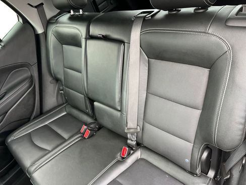 Used 2024 GMC Terrain SLT image 22