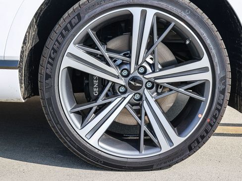 New 2026 Genesis GV80 3.5T e-SC image 9