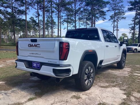 New 2026 GMC Sierra 2500 Denali w/ Denali Reserve Package AWD/4WD image 5