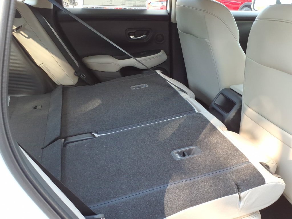 New 2027 Honda HR-V EX-L image 16