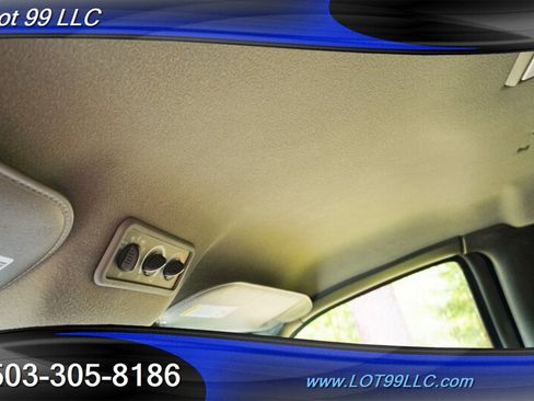Used 2001 Chevrolet Express 3500 Extended Passenger w/ Convenience Pkg RWD image 33