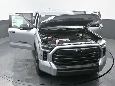 New 2026 Toyota Tundra SR5 AWD/4WD image 33