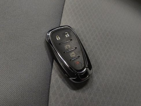 Used 2020 Chevrolet Malibu LT FWD image 32